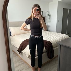Nike pro cropped leggings